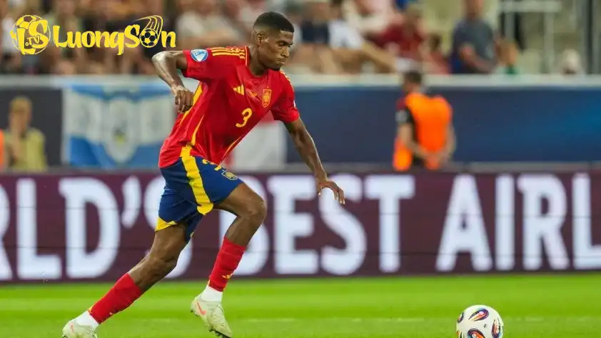 Cristhian Mosquera cân nhắc đổi quốc tịch để được tham dự World Cup (Ảnh: GOAL) Cristhian Mosquera cân nhắc đổi quốc tịch để được tham dự World Cup