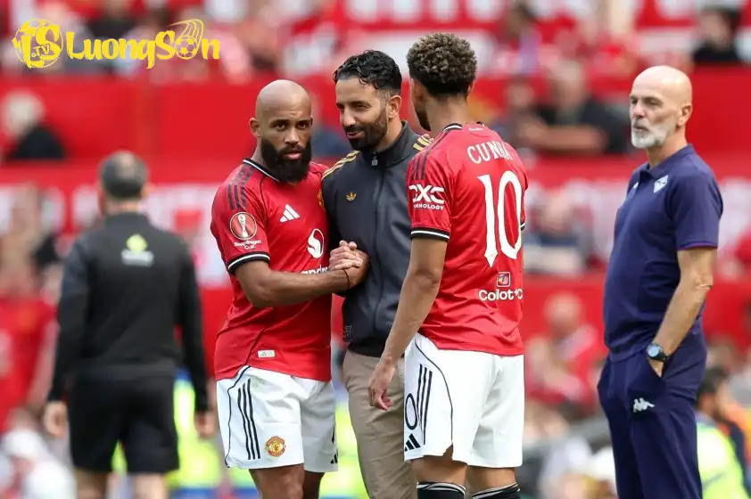 MU hiện tại đang có phong độ tốt tại Ngoại hạng Anh (Ảnh: GOAL) MU hiện tại đang có phong độ tốt tại Ngoại hạng Anh (Ảnh: GOAL)